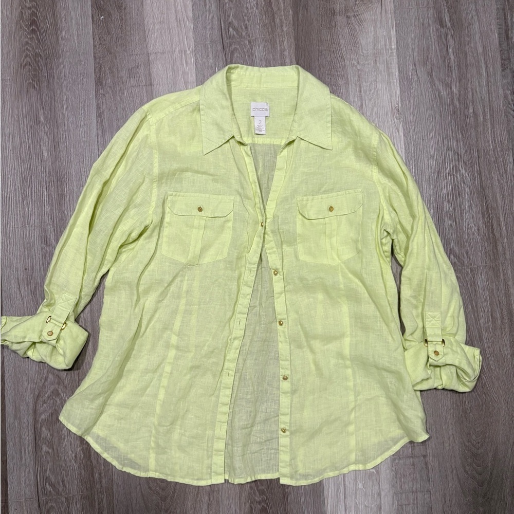 Chico's Soft Green button up  Linen Shirt. Size 2